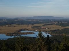 1.11.2008  Pohled na lipensk jezero s st umavy [autor: Pavel Vondrek]